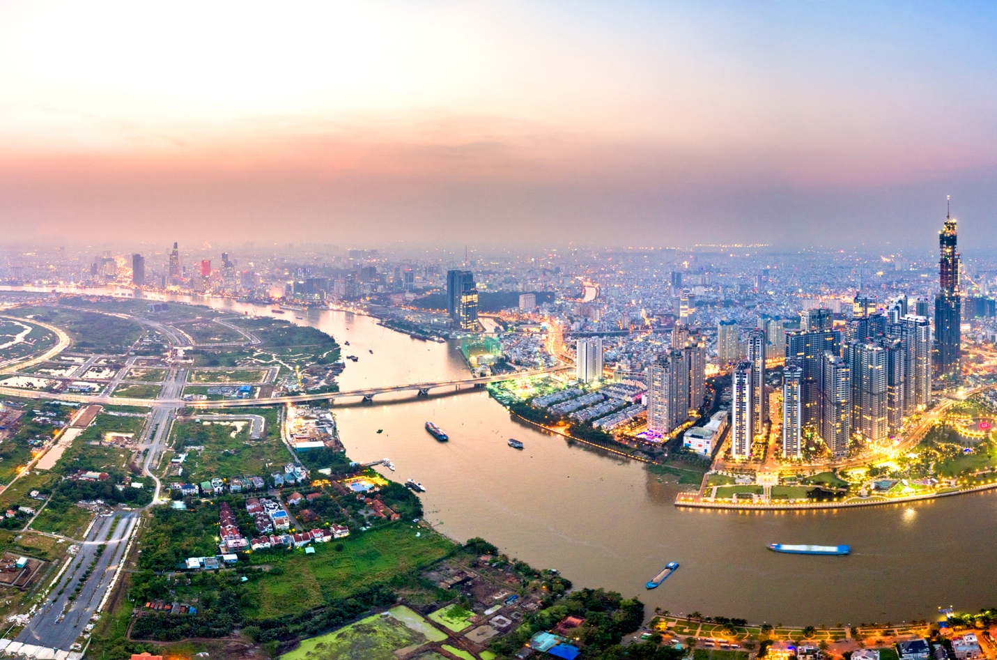 Thị trường bất động sản Việt Nam 4 tháng đầu năm và những dự báo tích cực cho quý III/2024